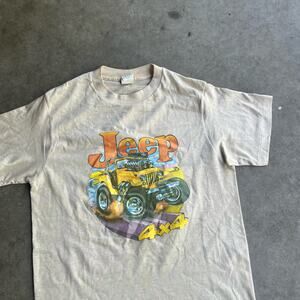 vintage‎ 1970s roach 1976 ched jeep 4 x 4 car vinyl heat transfer shirt cream